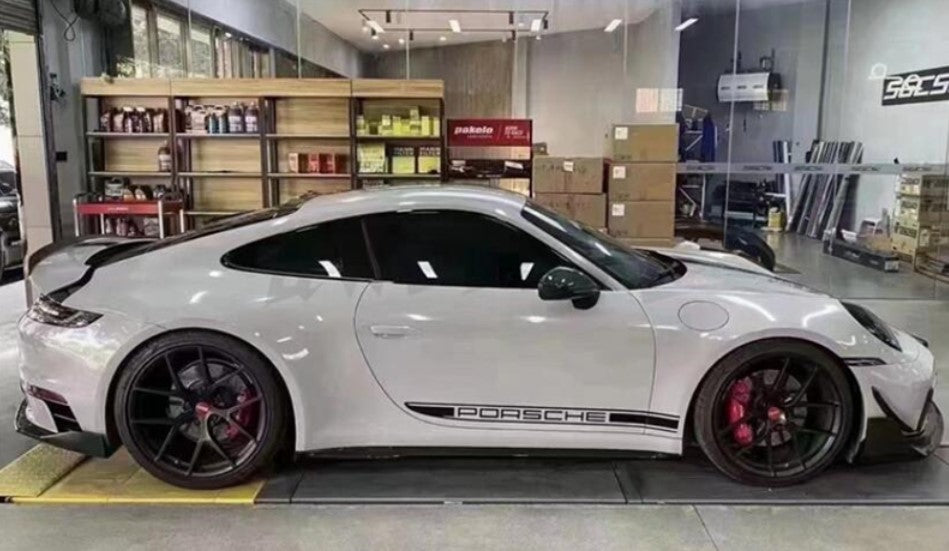 Porsche 992 Body Kit