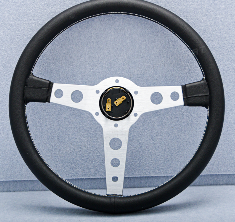 Momo Racing Steering Wheel